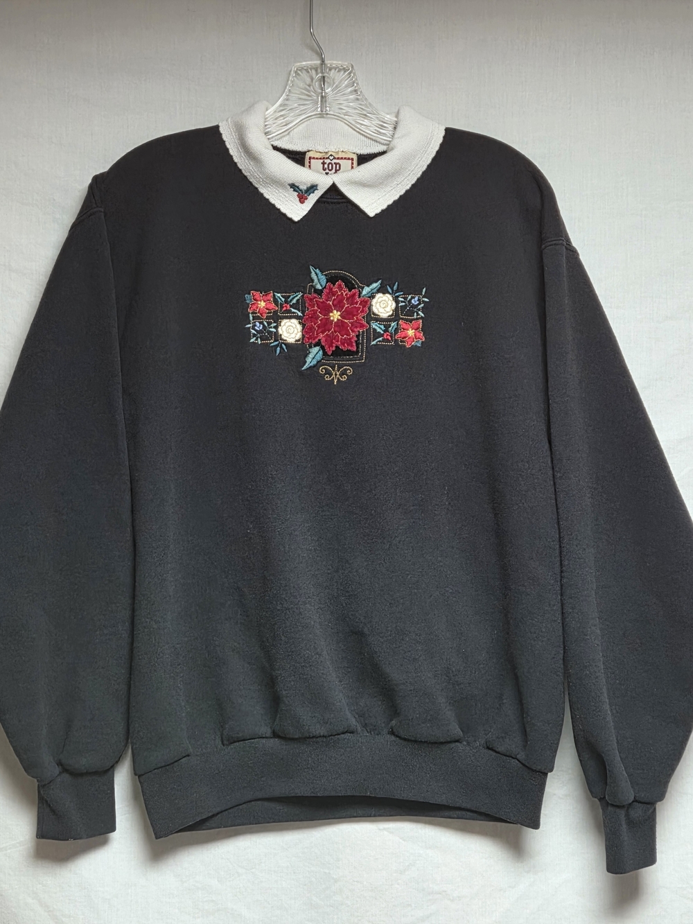 Vintage Black Crewneck Sweater with White Pointed Collar & Red Floral Embroidery